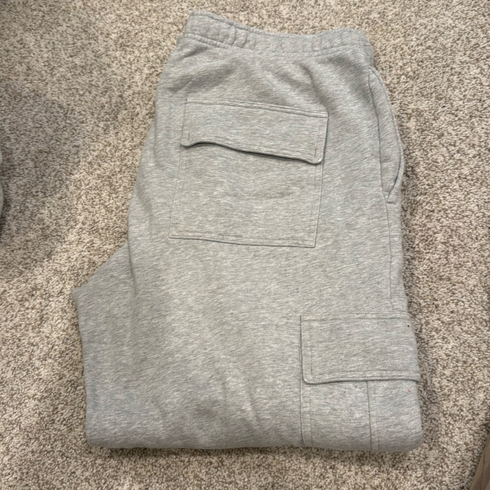 CARGO ARITZIA SWEATS
